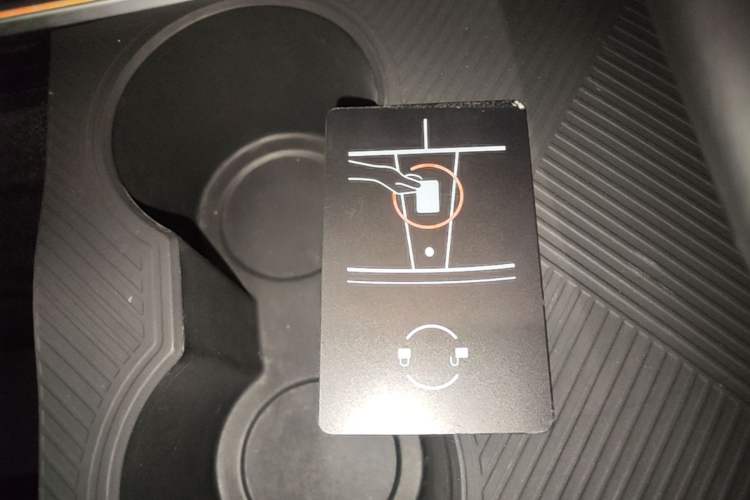 Used Tesla Model Y 2024 Rear-Wheel-Drive Version Vehicle Key
