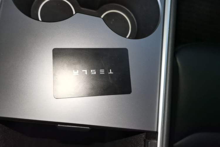 Used Tesla Model Y 2024 Rear-Wheel-Drive Version Vehicle Key
