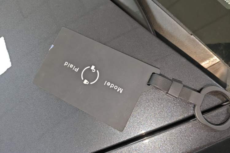 Used Tesla Model Y 2024 Rear-Wheel-Drive Version Vehicle Key