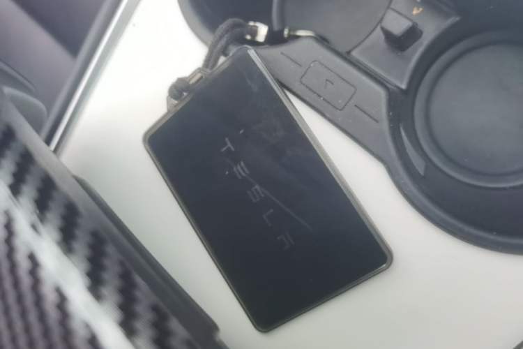 Used Tesla Model Y 2024 Rear-Wheel-Drive Version Vehicle Key