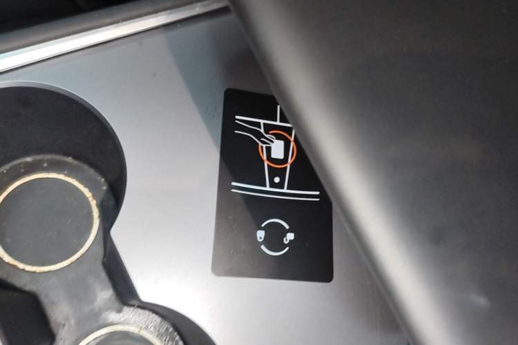 Used Tesla Model Y 2024 Rear-Wheel-Drive Version Vehicle Key