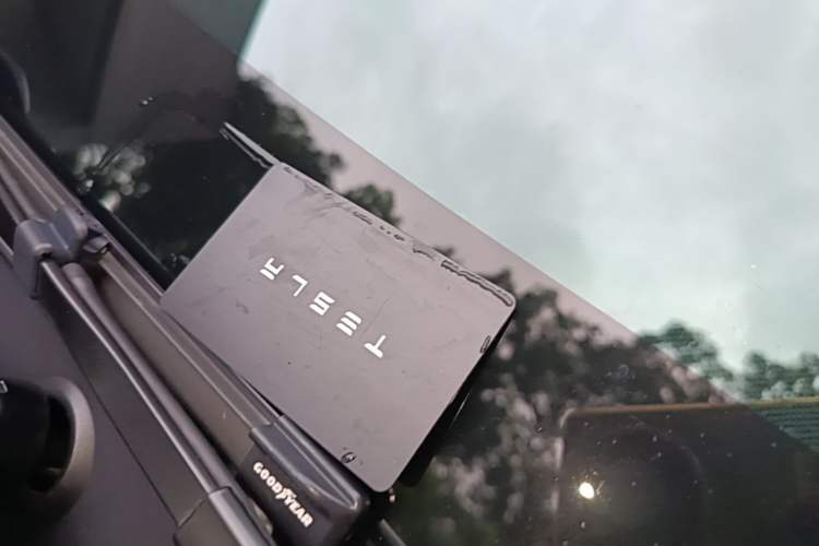 Used Tesla Model Y 2024 Long-Range All-Wheel-Drive Version Vehicle Key