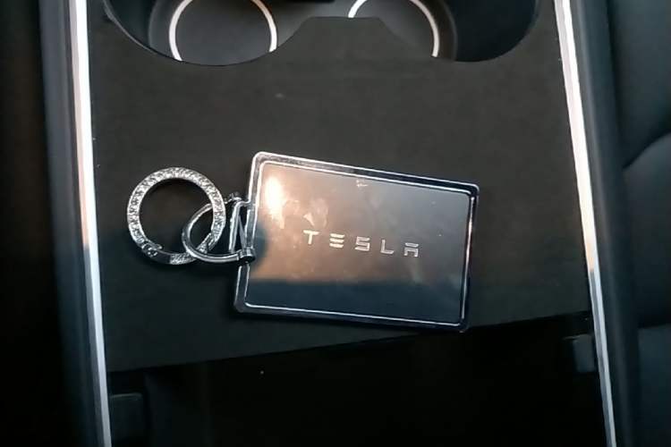 Used Tesla Model Y 2024 Rear-Wheel-Drive Version Vehicle Key