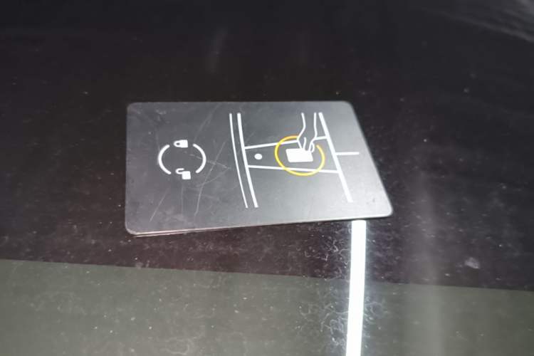 Used Tesla Model Y 2024 Rear-Wheel-Drive Version Vehicle Key