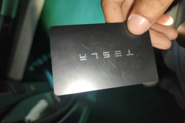 Used Tesla Model Y 2024 Long-Range All-Wheel-Drive Version Vehicle Key