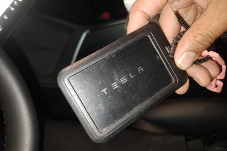 Used Tesla Model Y 2024 Rear-Wheel-Drive Version Vehicle Key