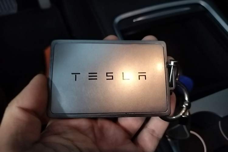 Used Tesla Model Y 2024 Rear-Wheel-Drive Version Vehicle Key