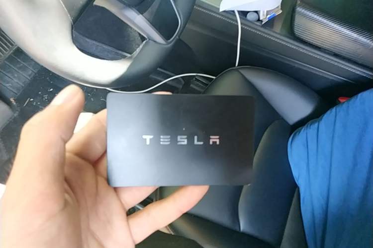 Used Tesla Model Y 2024 Long-Range All-Wheel-Drive Version Vehicle Key