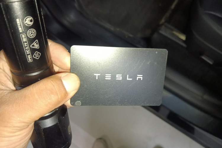Used Tesla Model Y 2024 Rear-Wheel-Drive Version Vehicle Key