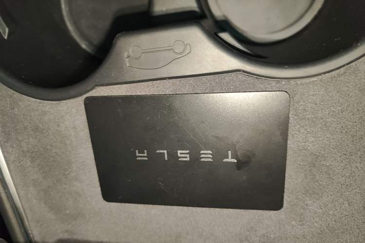 Used Tesla Model Y 2024 Rear-Wheel-Drive Version Vehicle Key