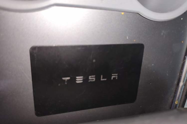 Used Tesla Model Y 2024 Rear-Wheel-Drive Version Vehicle Key