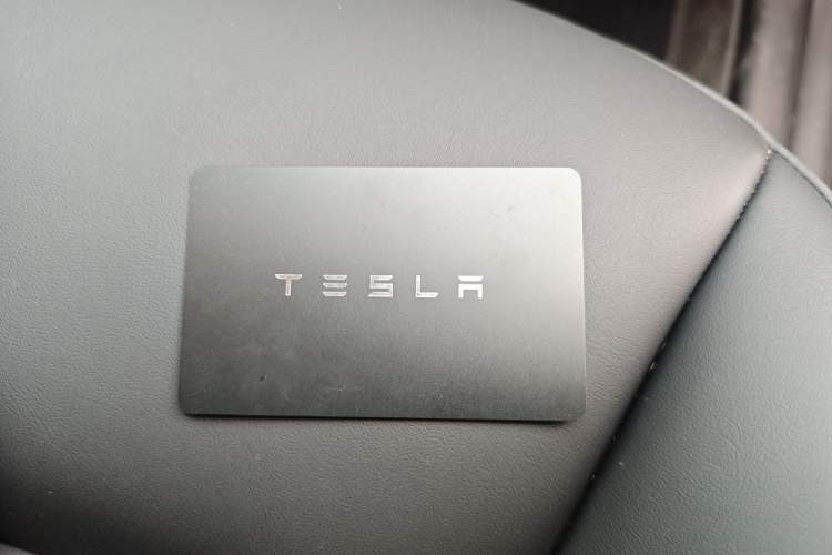 Used Tesla Model Y 2024 Rear-Wheel-Drive Version Vehicle Key