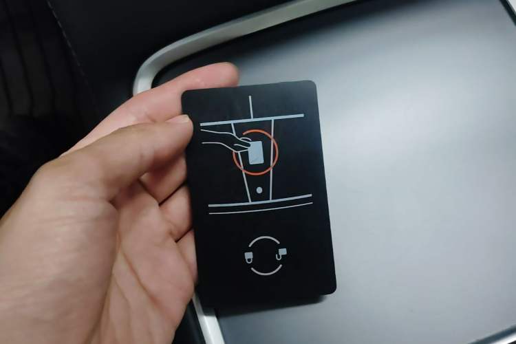 Used Tesla Model Y 2024 Rear-Wheel-Drive Version Vehicle Key