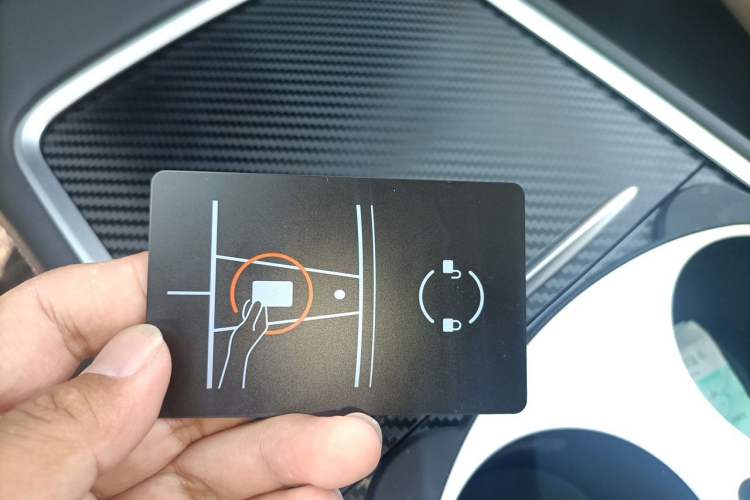 Used Tesla Model Y 2024 Rear-Wheel-Drive Version Vehicle Key
