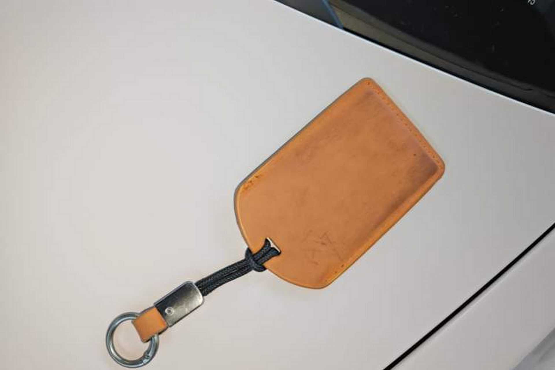 Used Tesla Model Y 2024 Rear-Wheel-Drive Version Vehicle Key
