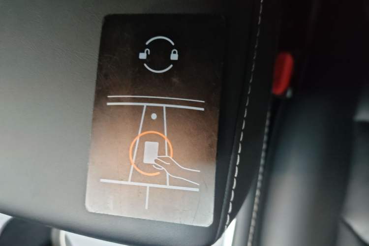 Used Tesla Model Y 2024 Rear-Wheel-Drive Version Vehicle Key