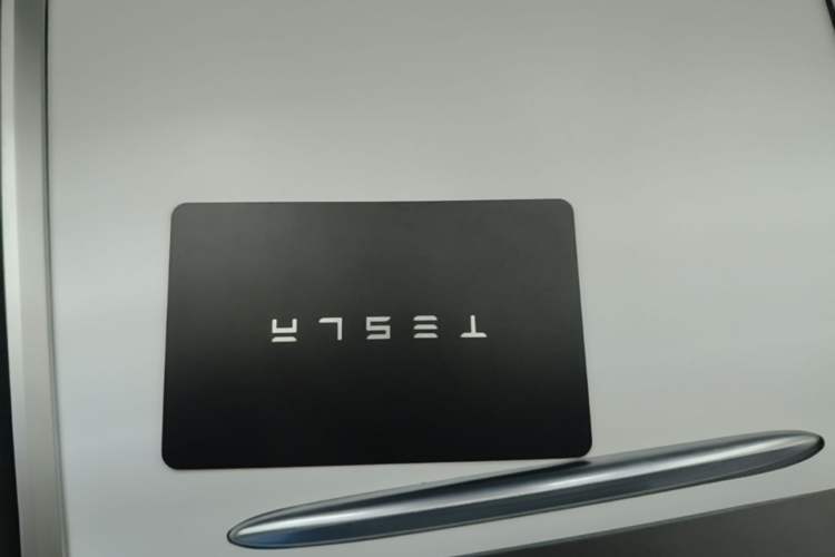 Used Tesla Model Y 2024 Rear-Wheel-Drive Version Vehicle Key