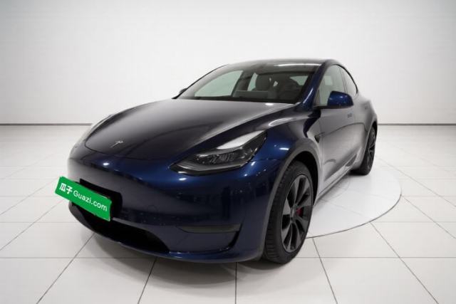 Tesla Model Y 2024 Rear-Wheel-Drive Version usado