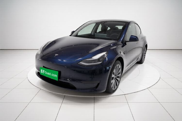 Tesla Model Y 2024 Rear-Wheel-Drive Version