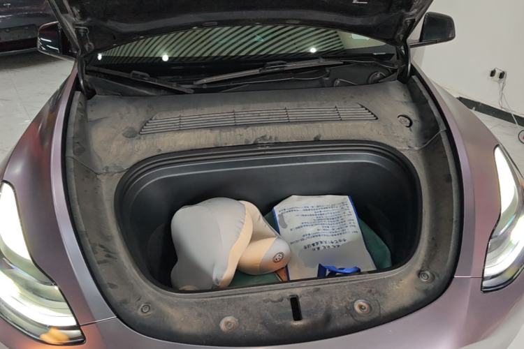 Used Tesla Model Y 2024 Rear-Wheel-Drive Version Engine Bay