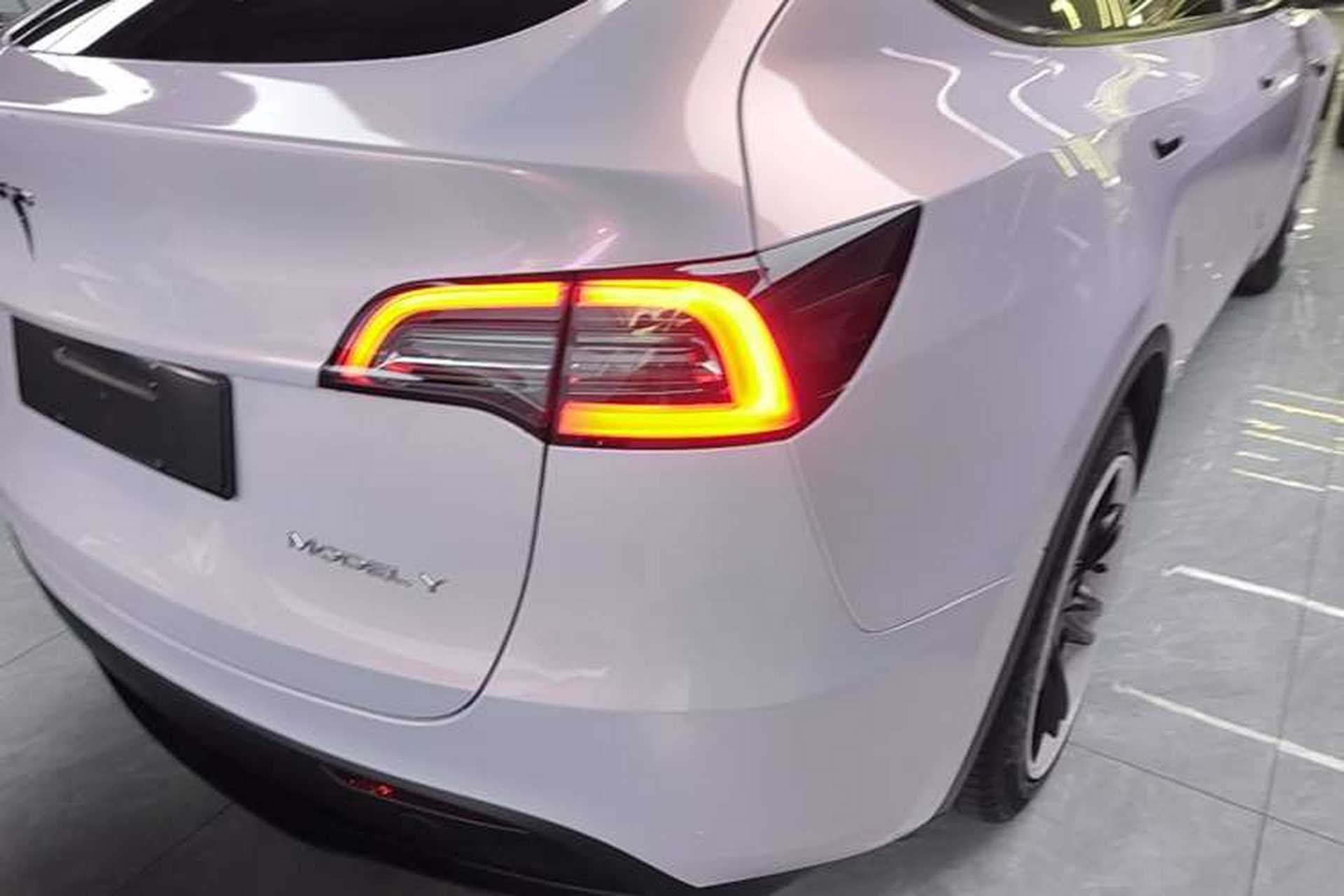 Used Tesla Model Y 2024 Rear-Wheel-Drive Version Exterior 3
