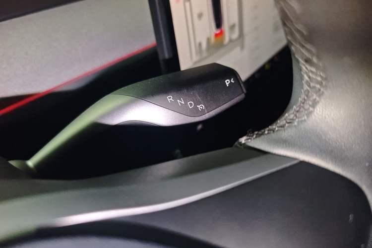 Used Tesla Model Y 2024 Rear-Wheel-Drive Version Gear Lever