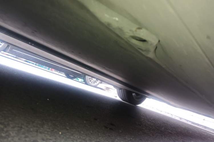 Used Tesla Model Y 2024 Rear-Wheel-Drive Version Chassis Front Left