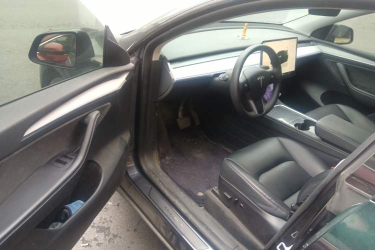Used Tesla Model Y 2024 Rear-Wheel-Drive Version Driver Seat