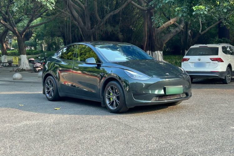 Used Tesla Model Y 2024 Rear-Wheel-Drive Version Exterior 2