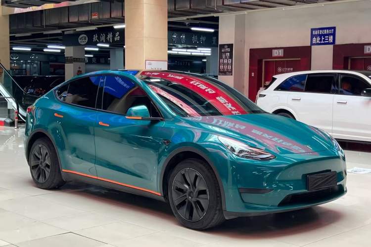 Used Tesla Model Y 2024 Rear-Wheel-Drive Version Exterior 3