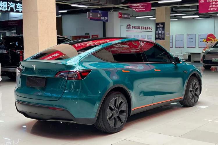 Used Tesla Model Y 2024 Rear-Wheel-Drive Version Exterior 4