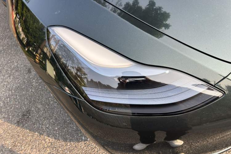 Used Tesla Model Y 2024 Rear-Wheel-Drive Version Exterior 7