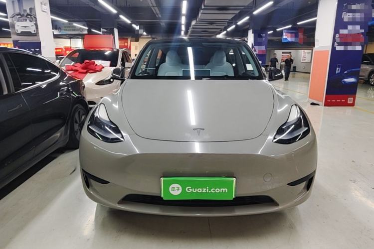 Used Tesla Model Y 2024 Rear-Wheel-Drive Version Front