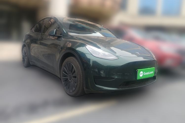 Used Tesla Model Y 2024 Rear-Wheel-Drive Version Front Right 45 Deg