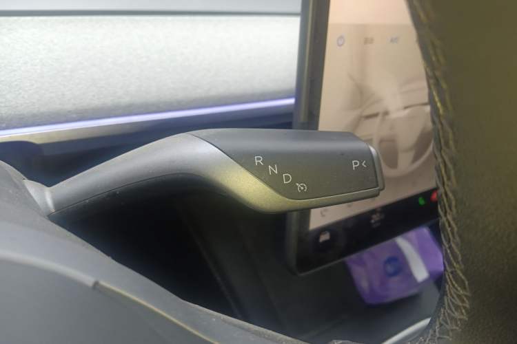 Used Tesla Model Y 2024 Rear-Wheel-Drive Version Gear Lever