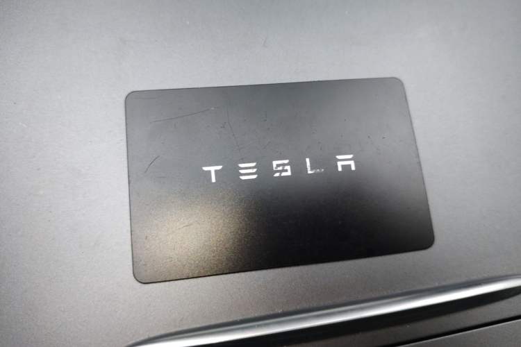 Used Tesla Model Y 2024 Rear-Wheel-Drive Version Interior 1