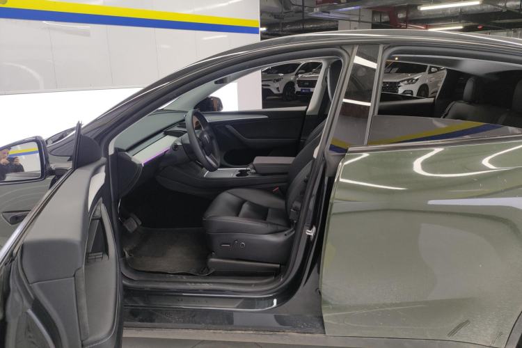 Used Tesla Model Y 2024 Rear-Wheel-Drive Version Left Front Seat