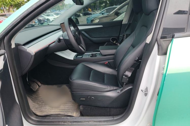 Used Tesla Model Y 2024 Rear-Wheel-Drive Version Left Front Seat