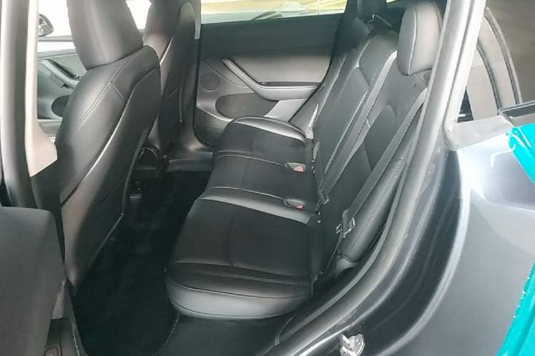 Used Tesla Model Y 2024 Rear-Wheel-Drive Version Left Rear Seat