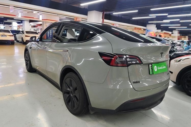 Used Tesla Model Y 2024 Rear-Wheel-Drive Version Rear Left 45 Deg