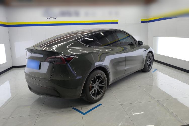 Used Tesla Model Y 2024 Rear-Wheel-Drive Version Rear Right 45 Deg