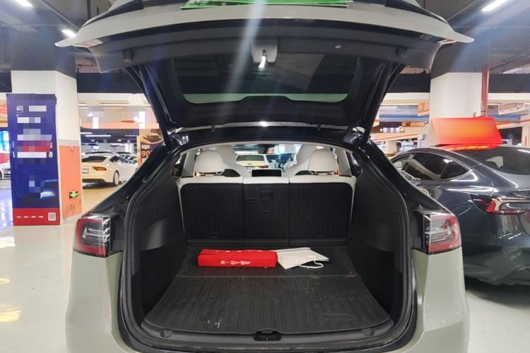 Used Tesla Model Y 2024 Rear-Wheel-Drive Version Trunk