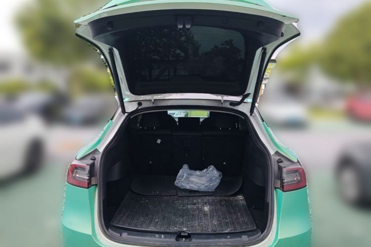 Used Tesla Model Y 2024 Rear-Wheel-Drive Version Trunk