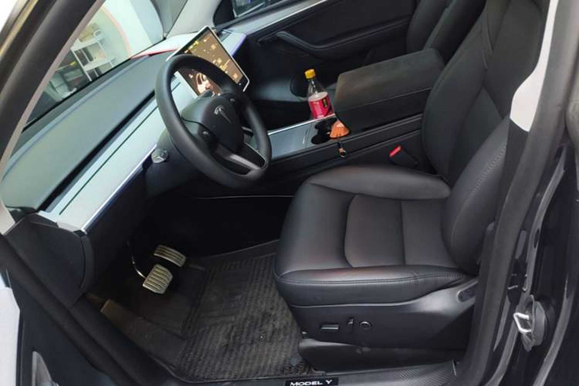 Used Tesla Model Y 2024 Rear-Wheel-Drive Version Left Front Seat