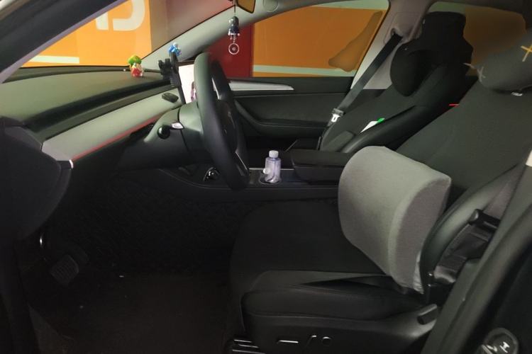 Used Tesla Model Y 2024 Rear-Wheel-Drive Version Left Front Seat
