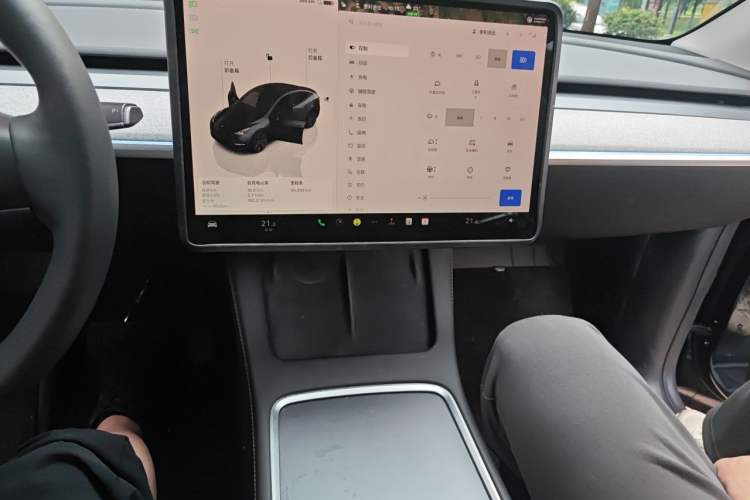 Used Tesla Model Y 2024 Long-Range All-Wheel-Drive Version Audio And AC Panel
