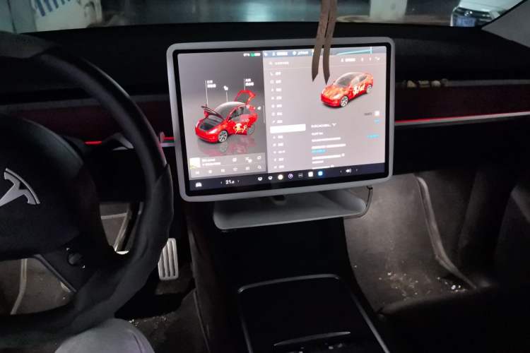 Used Tesla Model Y 2024 Rear-Wheel-Drive Version Audio And AC Panel