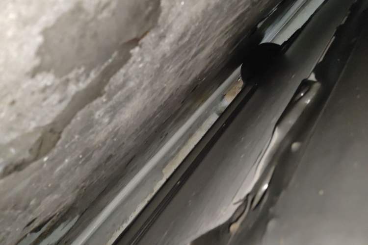 Used Tesla Model Y 2024 Long-Range All-Wheel-Drive Version Chassis Front Right