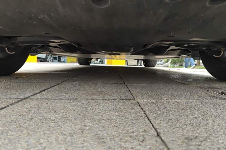 Used Tesla Model Y 2024 Long-Range All-Wheel-Drive Version Chassis Rear