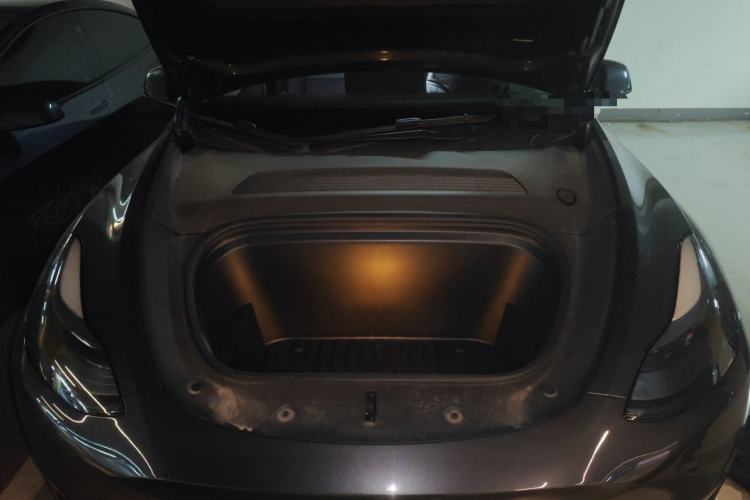Used Tesla Model Y 2024 Rear-Wheel-Drive Version Engine Bay